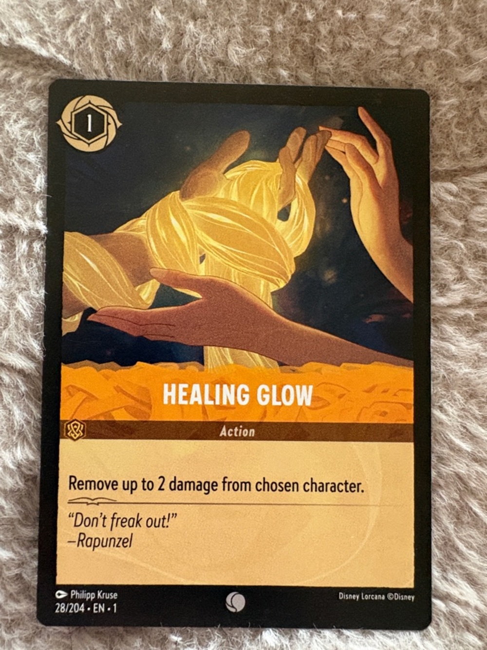 Disney Lorcana Healing Glow 28/204 The First Chapter